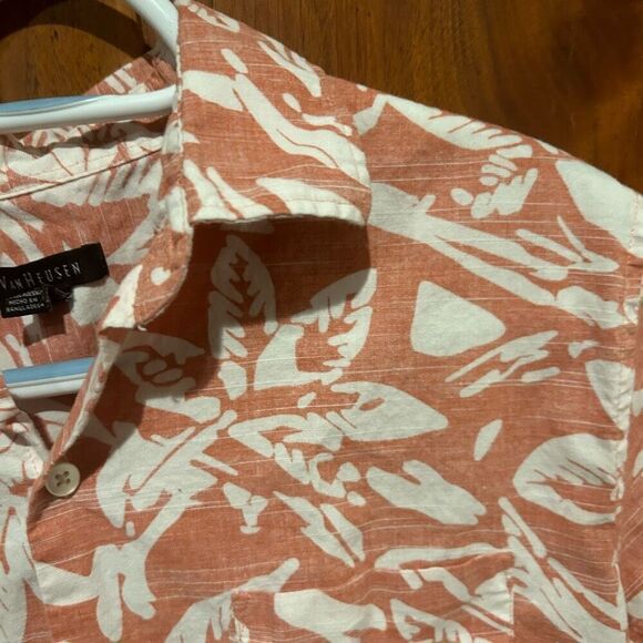 Vintage Van Heusen button up short sleeve size small - Picture 3 of 7